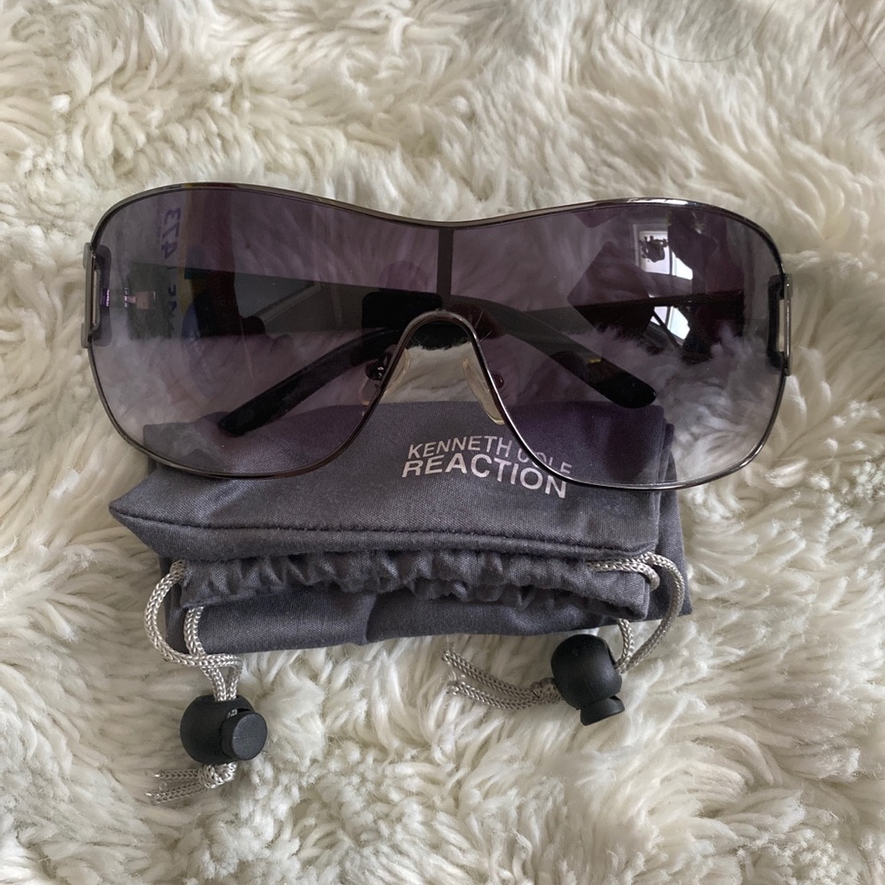 Kenneth Cole reaction sunglasses big